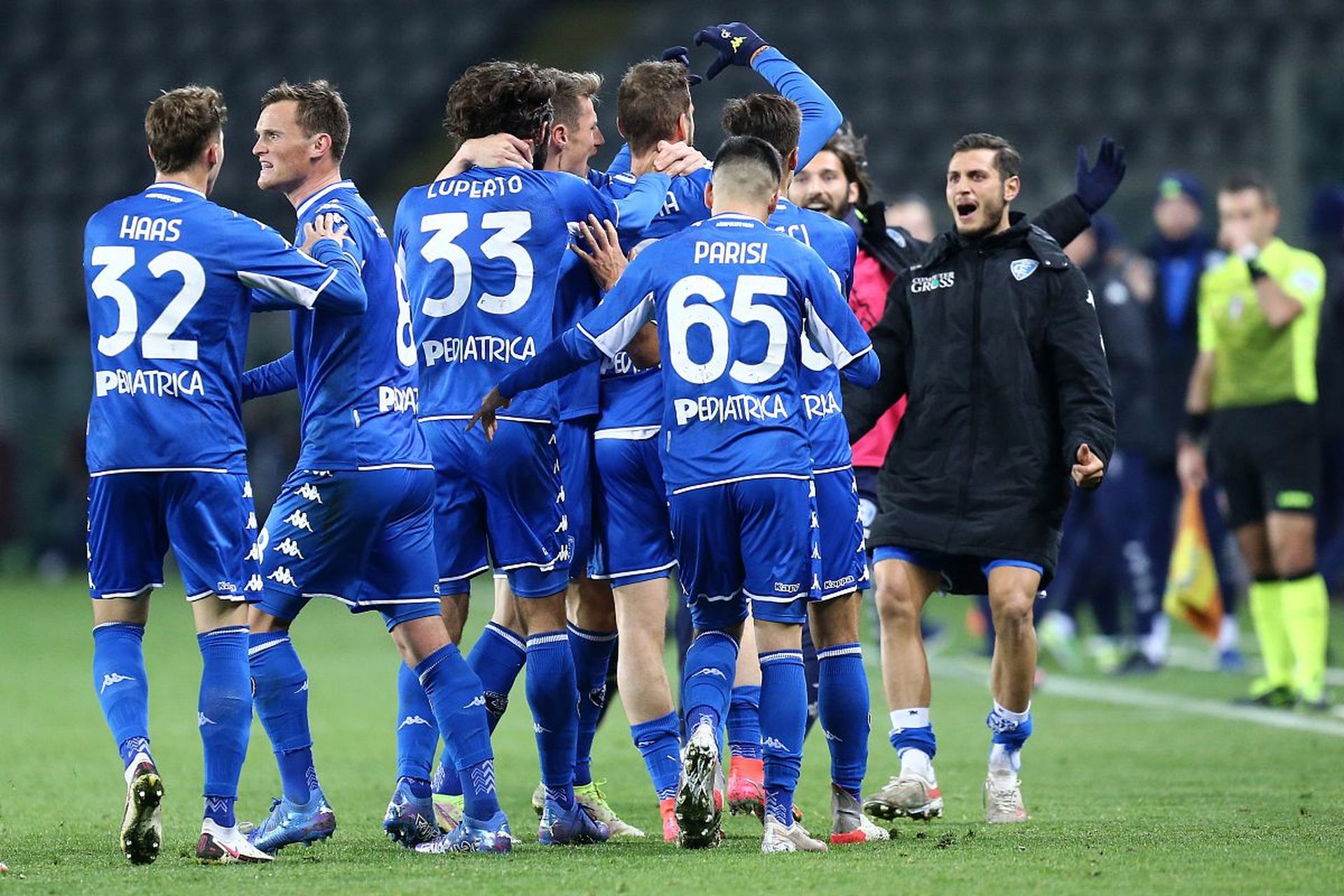 对于球迷和 对于球迷和