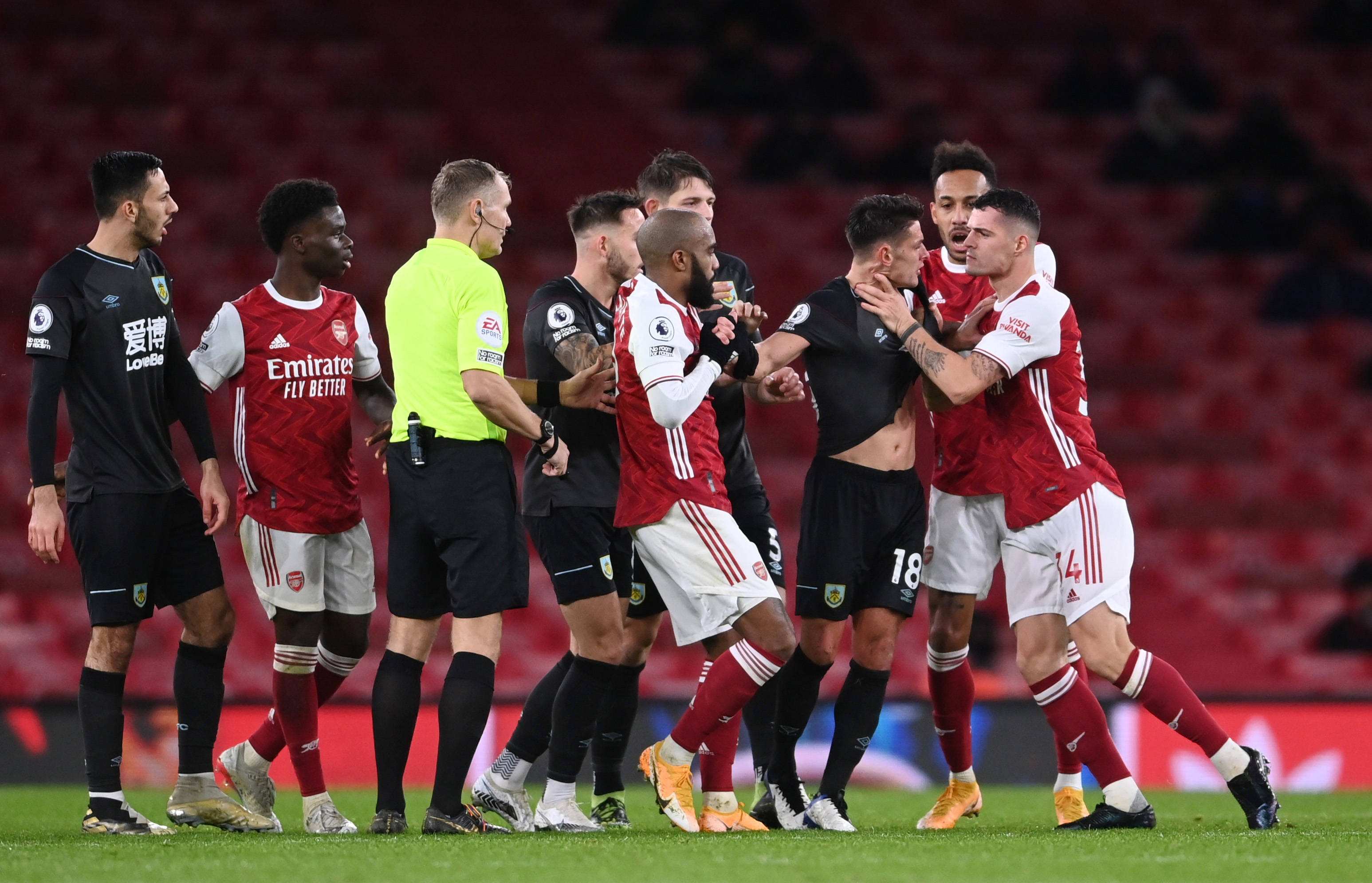 选手需要在 选手需要在